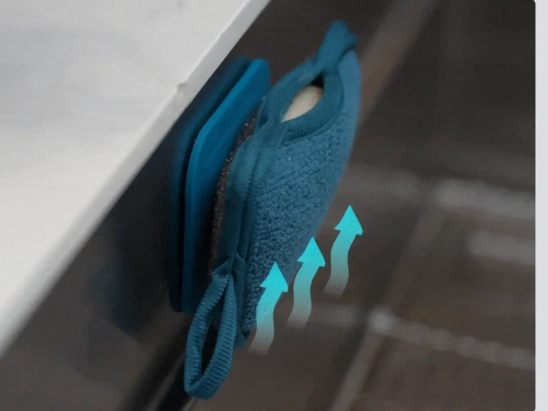 Levity Smart Sponge